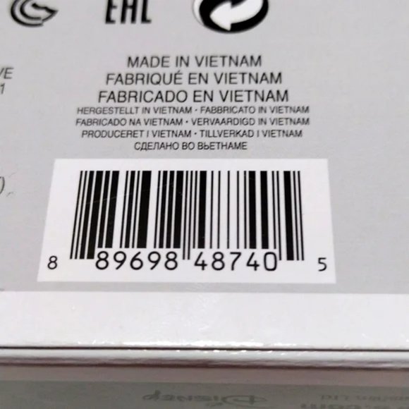 Funko POP! The Mandalorian - Baby Yoda The Child Vinyl Figure (Star Wars… - Picture 7 of 8